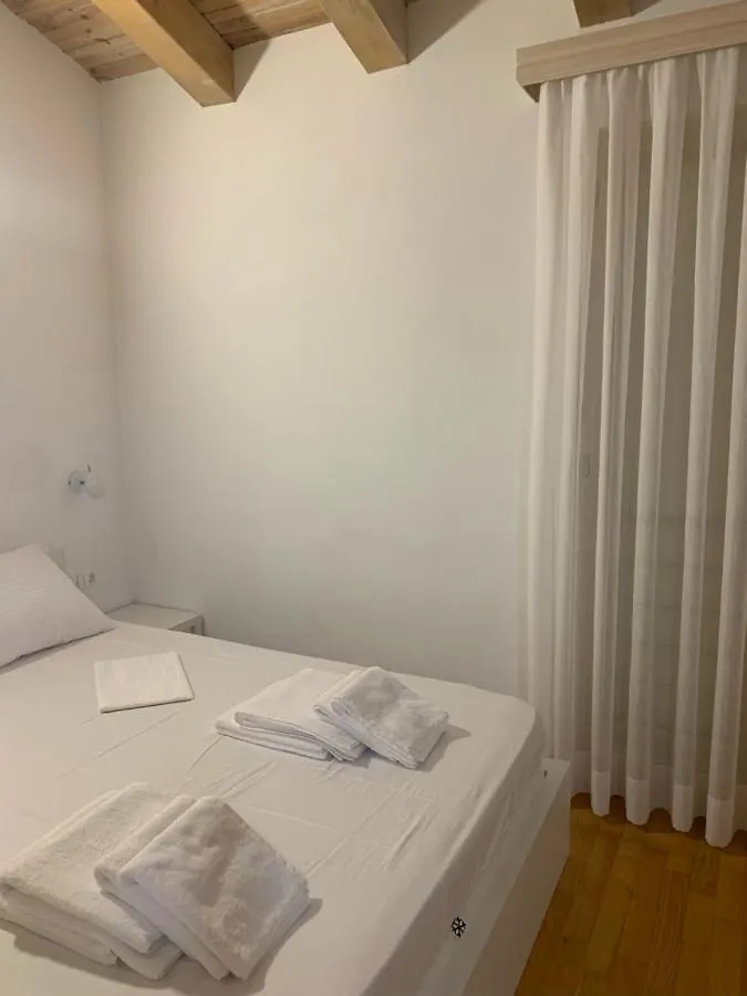 Sunny View Apartment Banjole 0*,